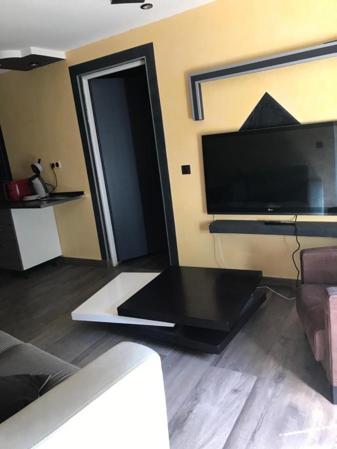Residence Bord De Loire Euro 6 Decize Bagian luar foto