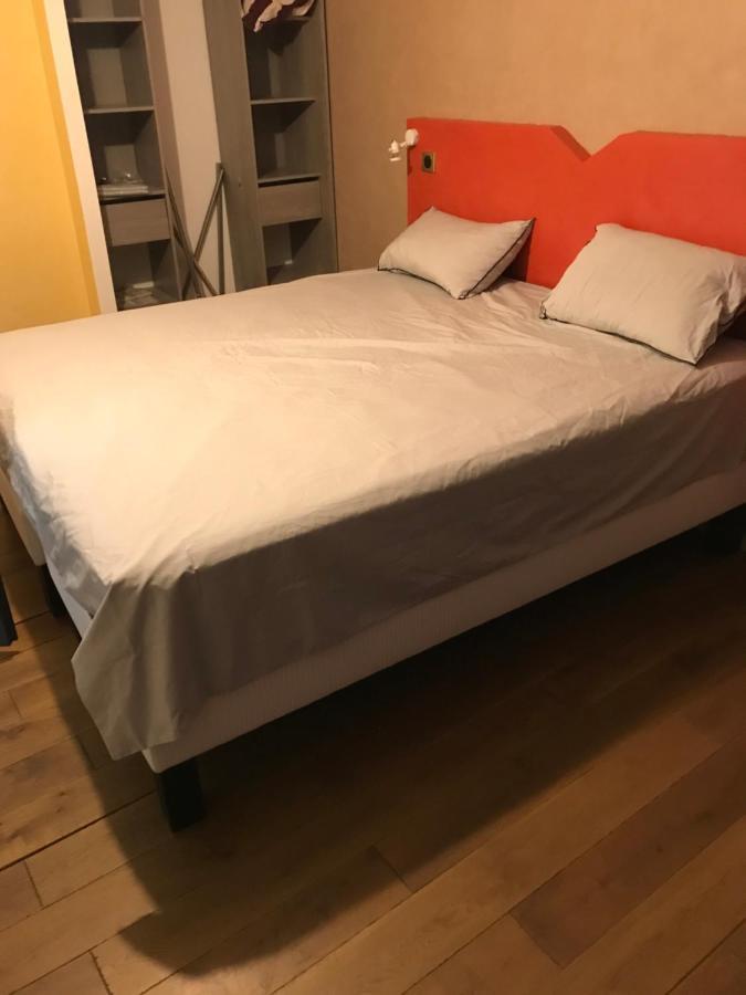Residence Bord De Loire Euro 6 Decize Bagian luar foto